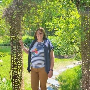 Meet your Posher, Monelle